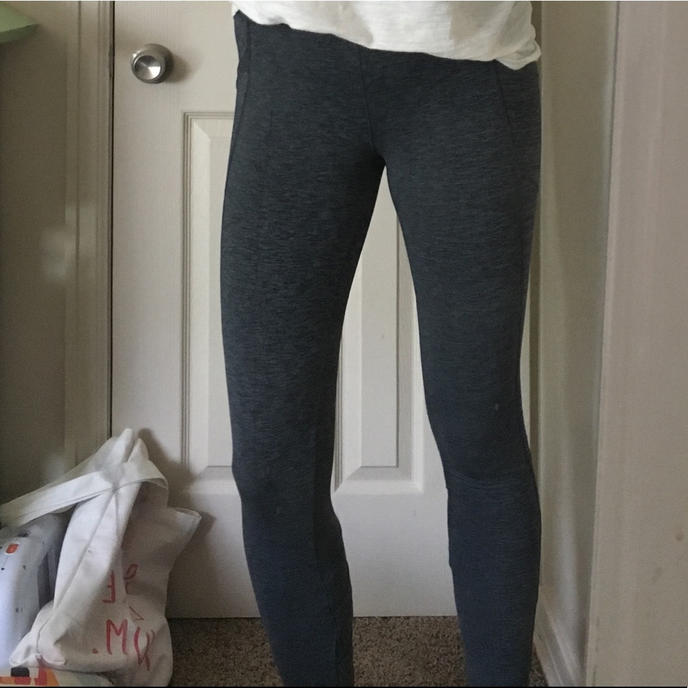 Athleta tights with pockets